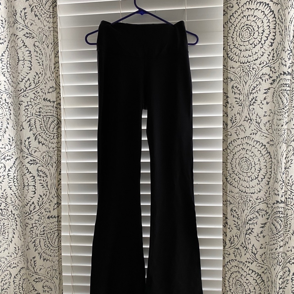 LuLulemon yoga pants